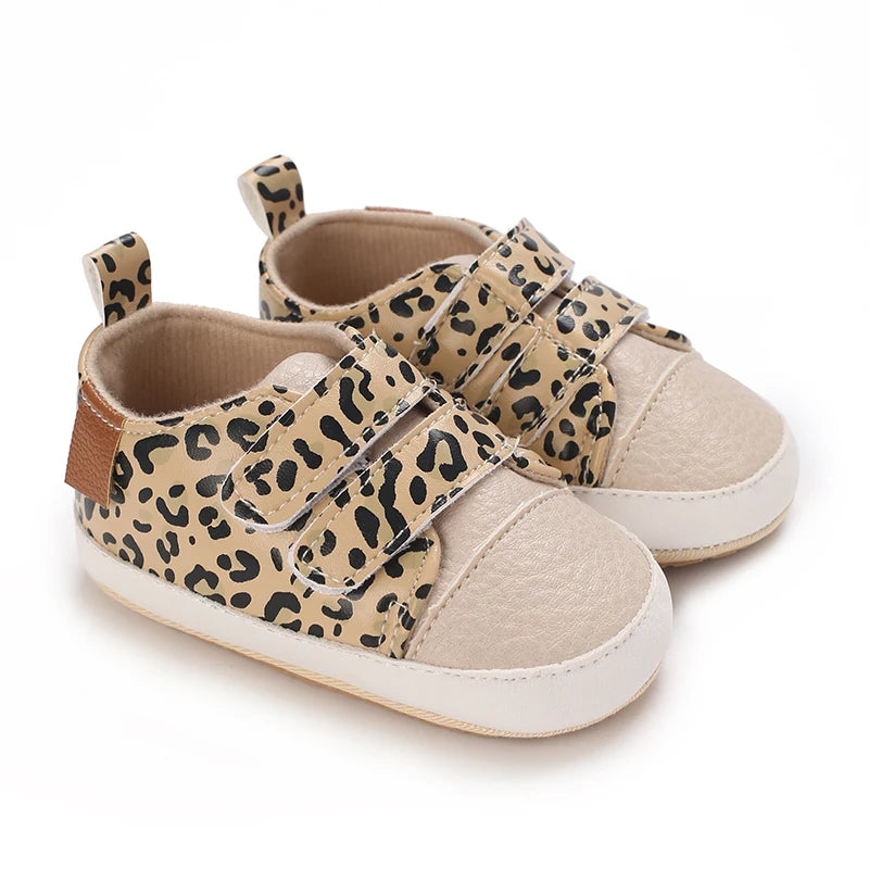 White Baby Shoes Girls Lovely Heart Embroidery Casual Sneakers Non-slip Infant Kids Christening