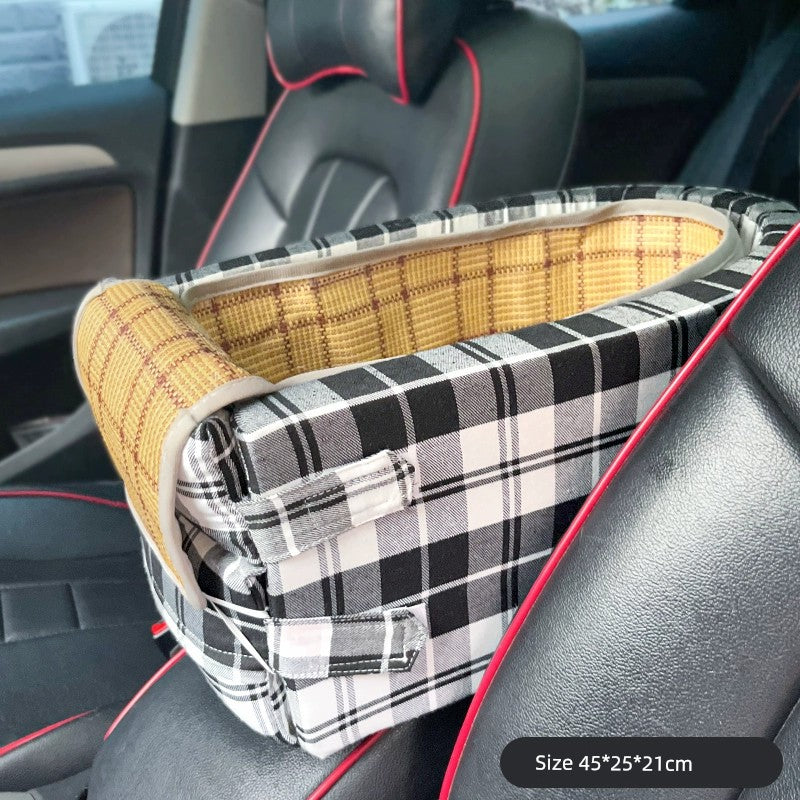 Car Pet Bed Cathouse Doghouse Central Control Nest Small Size Dogs Car Dog Safety Car Seat Cat Sitting Car Mats