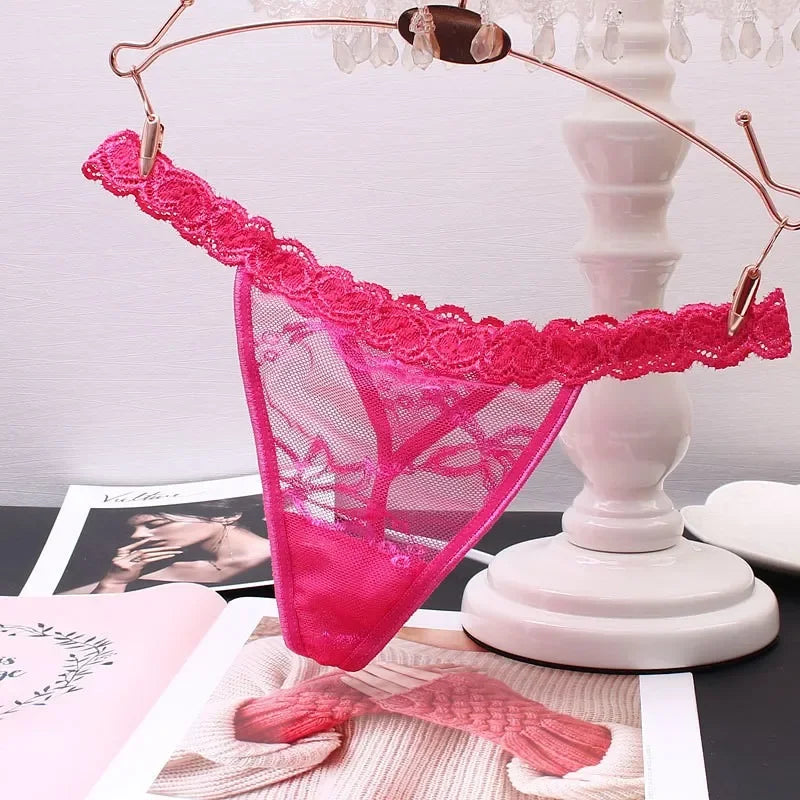 Customized Crystal Shining Letter Thongs Women's Sexy Lace Bikini Waist Chain Underwear Girl's Birthday Gift Hot Wife Briefs