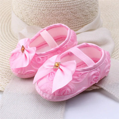 0-18M Baby Girls Shoes High Quality Cloth Baby Shoes Pink Gray White Purple Newborn Crib Shoes Bow Anti-Slip Toddler Prewalkers