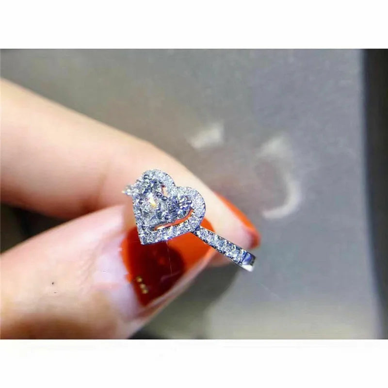 Huitan Fashion Luxury Heart Rings Women Inlaid Dazzling Cubic Zirconia Elegant Wedding Accessories Daily Wearable Trendy Jewelry