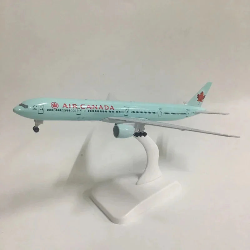 Aircraft Model Canada 777 B777 Aircraft Diecast Metal 1/400 Scale Miniature Airplane Model Planes Home Ornaments For Model Kit