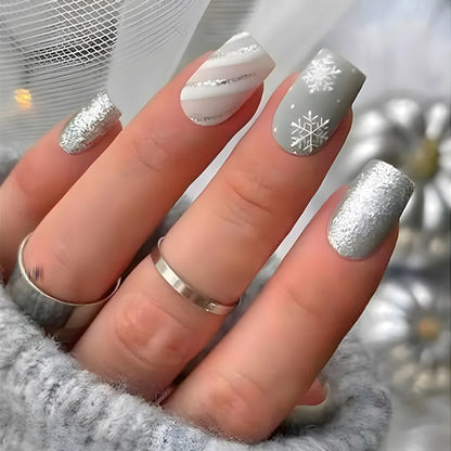 24Pcs Xmas Short Square Fake Nail Wearable Glitter False Nails with Snowflake Design Christmas French Finished Press on Nails