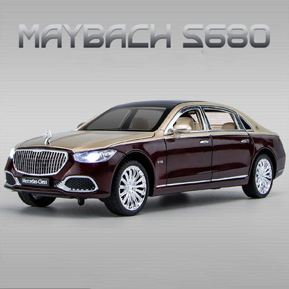 1:24 Maybach S680 Car Model Toy Doors Opened Sound Light Pull Back