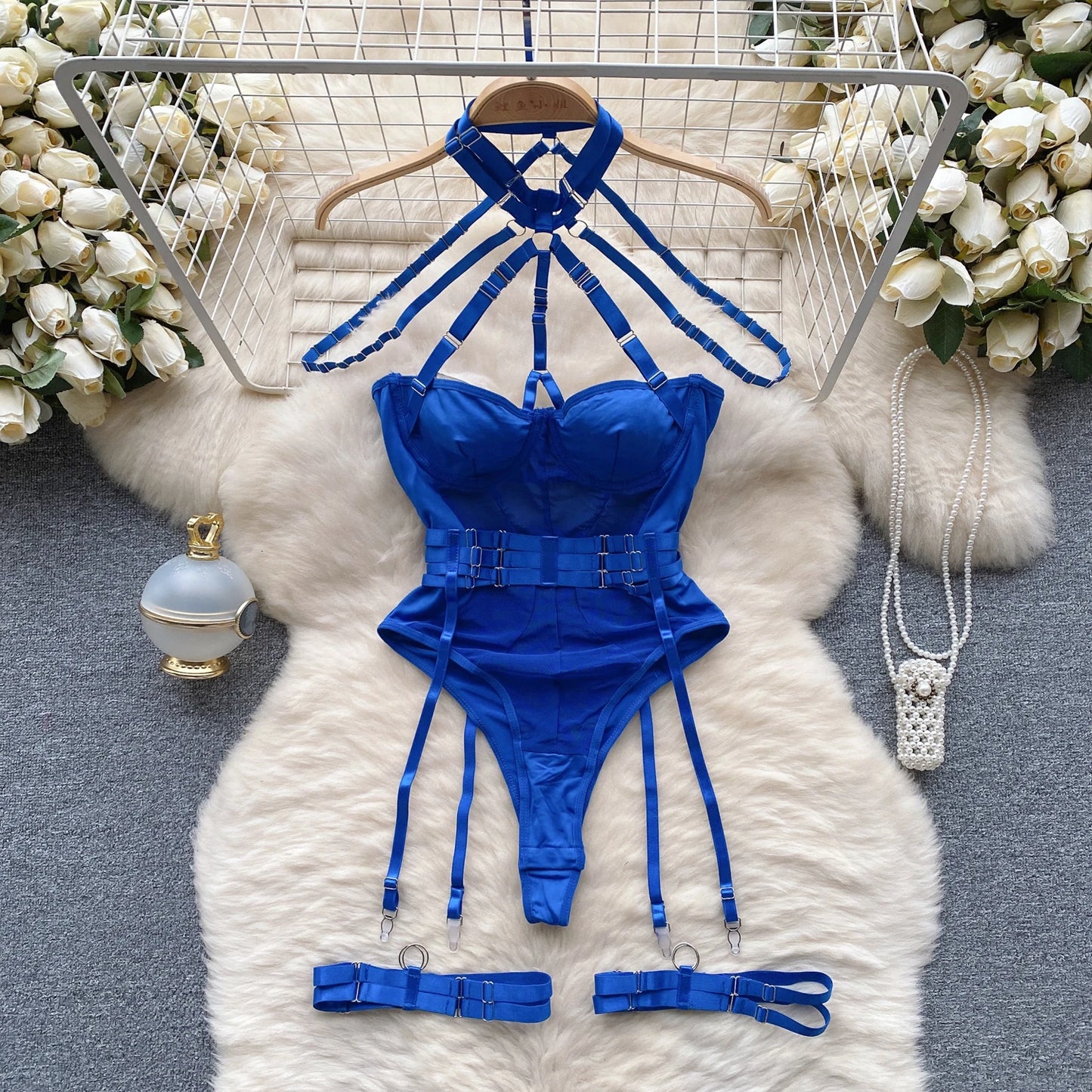 Women Hotsweet Hollow Out Vintage Halter Bandage Bodysuits Chic Sleeveless Jumpsuits Slim Top Rompers Summer Beach Sexy Clothing