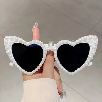 2025 Fashion Large Frame Heart Designer Sunglasses Pearl-set Personality Beach Just Married Sunglasses Bridesmaid Gift UV400