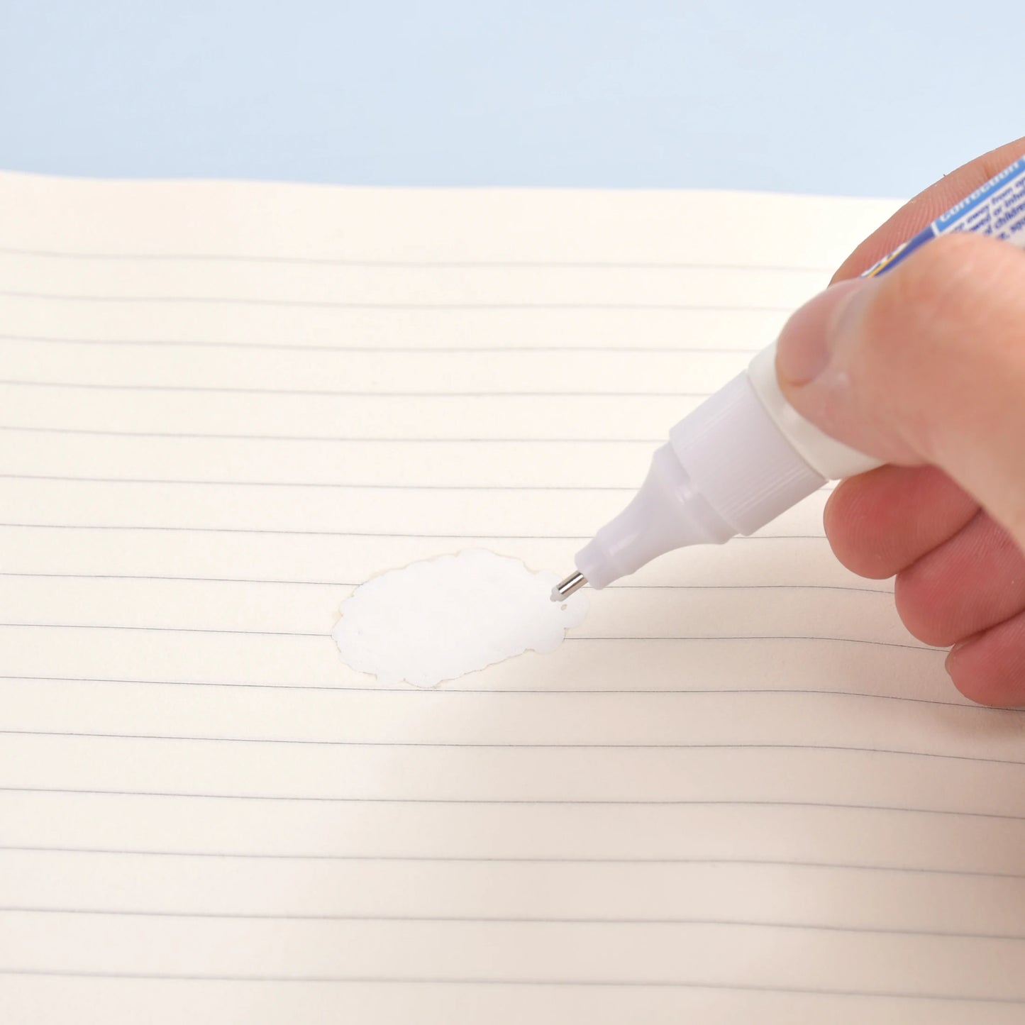 4 sale Wholesale Metal Headed Error Correction Fluid Pen for Student stationery, quick drying Volume 10ml, Metal tip 0.02mm