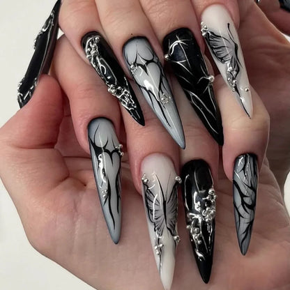 Punk Cool Style Black Flame Love Heart Press on Nails Butterfly Star Long Pointed False Nails Art Fake Nails Charms Y2K Manicure