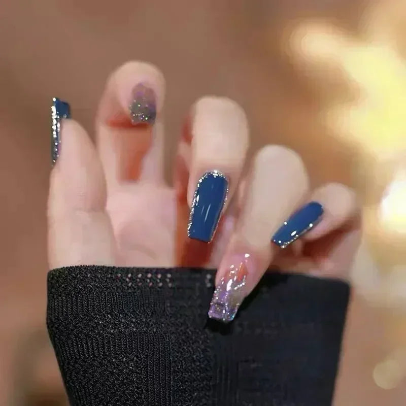 24pcs Black Short Ballet False Nails with Glue French Design Detachable Fake Nails Art Heart Full Cover Press on Nails Tips