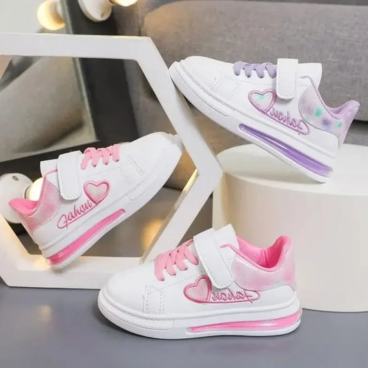 Girls Casual Shoes Kids Skate Shoes White School Sneakers Children's Sports Running Shoes with Heart Love Embroidery Sweet Soft