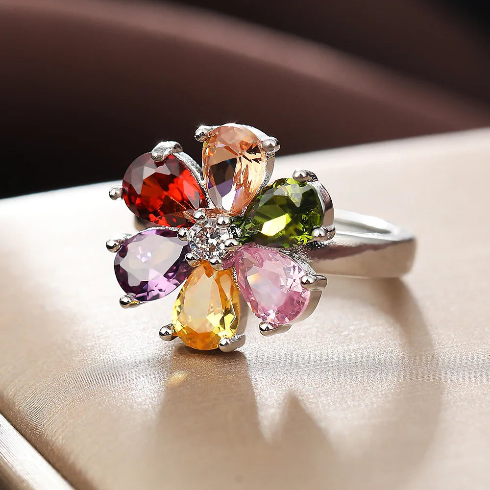 Fashion Vintage Delicate Floral Ruby Rings for Female