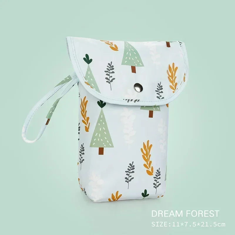 New Waterproof and Reusable Baby Diaper Bag Baby Handbag Large Capacity Mommy Diaper Storage Bag Carrying Bag for Going Out