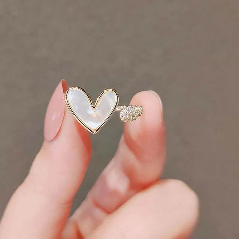 GUFTM Fashion Cute Shell Heart Rings for Women Girls Elegant Temperamental Gold Color Zircon Open Adjustable Ring Jewelry 2024