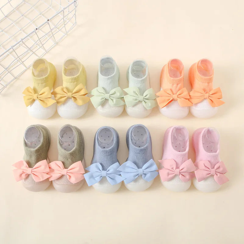 Newborn Baby Shoes Boy Embroidery Pattern Nonslip Floor Socks Kids Girls Soft Rubber Sole Crib Toddler Booties Toddler Shoes