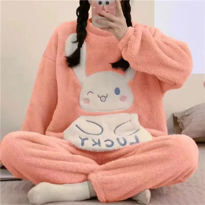 Thickened Warm Flannel Women Sleepwear Homewear for Winter O-Neck Tops and Trousers Nightwear Loungewear Two-Piece Set Pajamas