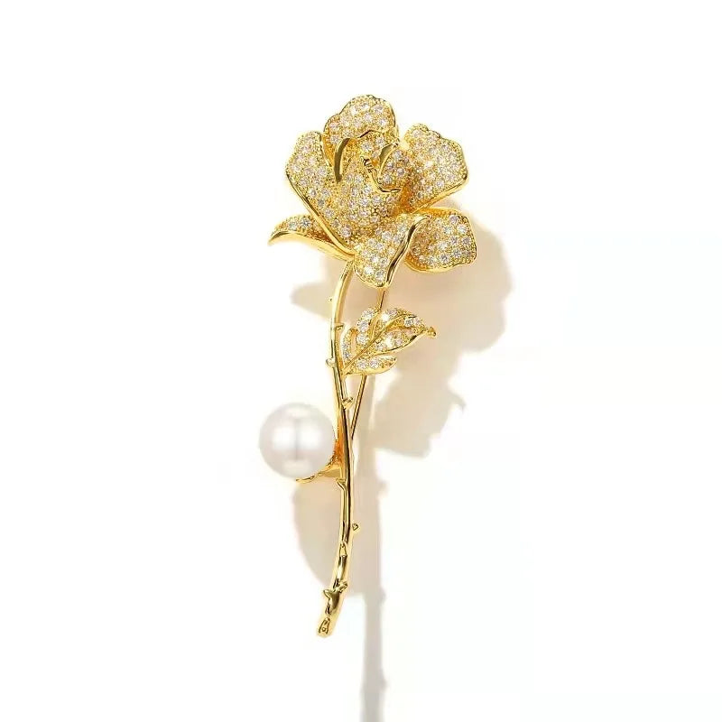 1PCS New Tulip Flower Golden Brooch Elegant Design Sense Rose White Stone Jewelry