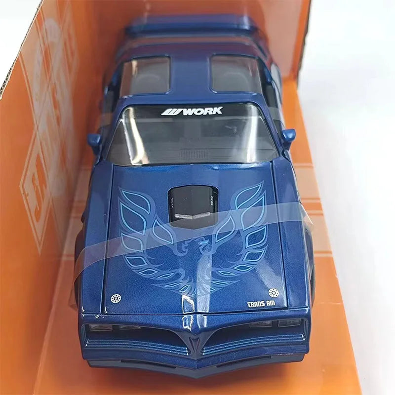 JADA 1:24 Scale Classic Blue 1977 Pontiac Firebird Miniature Diecast Alloy Toy Car Simulation Model Collectible Souvenir Display
