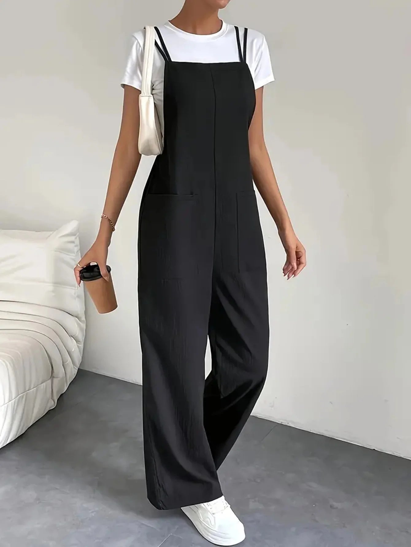 Fashionable temperament, casual camisole jumpsuit, women's pocket decoration, wide leg straight leg jumpsuit, jumpsuit set