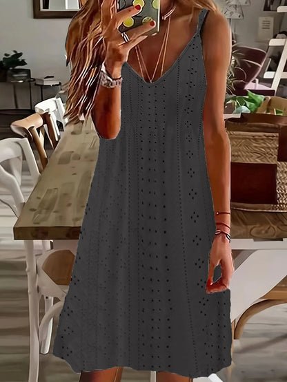 Plus Size Women's Summer New Cutout Jacquard V-Neck Strap Solid Color Dress