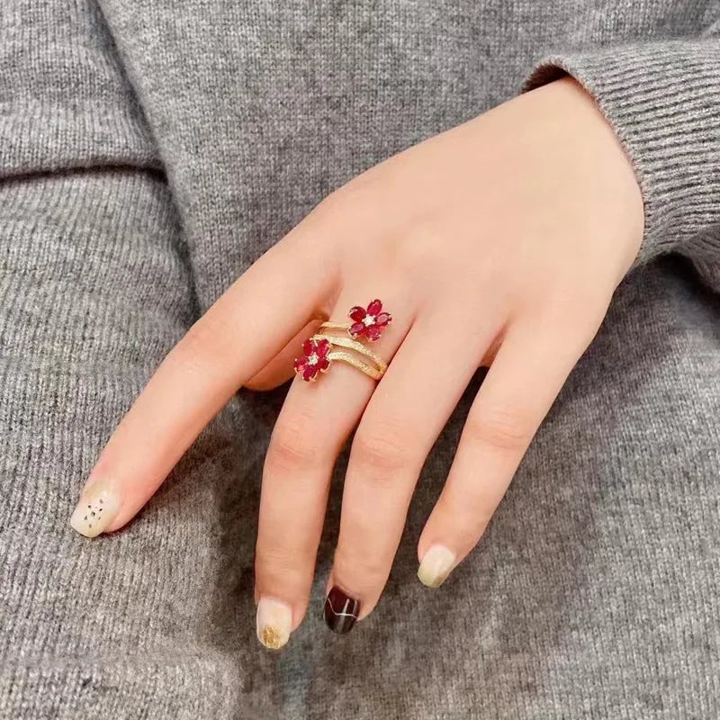 Fashion Vintage Delicate Floral Ruby Rings for Female