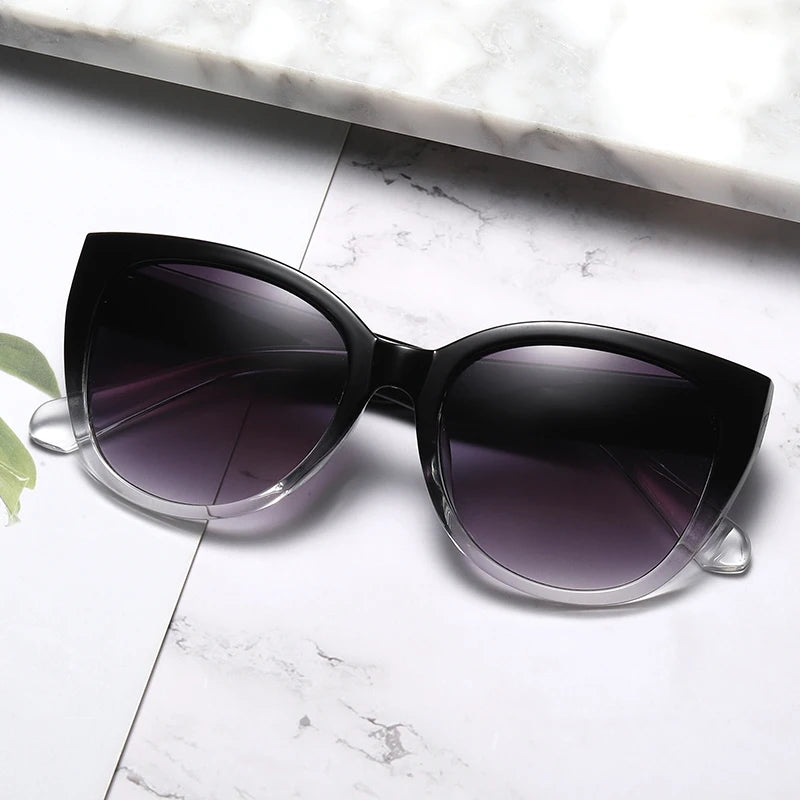 Retro Fashion Cat Eye Sunglasses Women Brand Sun Glasses Gradient Lens Simple Wide Leg Design Unisex Cateye Female Shades UV400