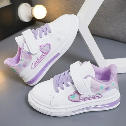 Girls Casual Shoes Kids Skate Shoes White School Sneakers Children's Sports Running Shoes with Heart Love Embroidery Sweet Soft