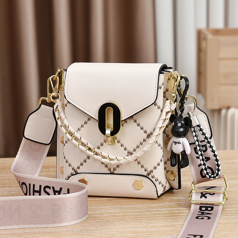 Mini Studded Decor Crossbody Bag, Argyle Embroidery Mobile Phone Purse, Trendy Chain Decor Handbag For Women