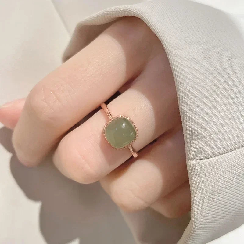 New Imitation Jade Rings Retro Rings Fashion Sweet Finger Ring for Women