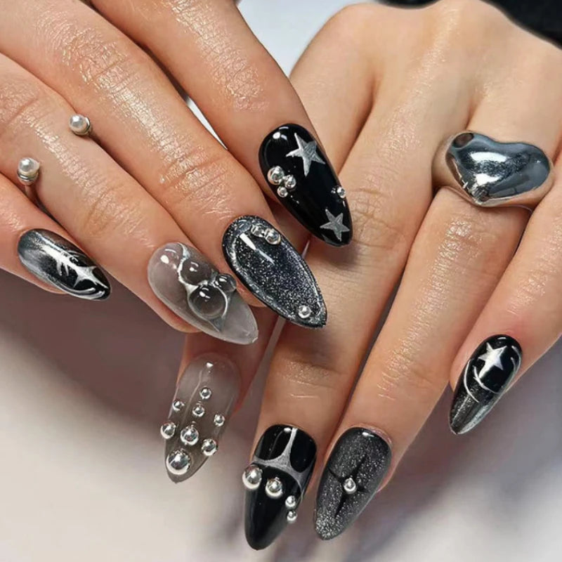 Punk Cool Style Black Flame Love Heart Press on Nails Butterfly Star Long Pointed False Nails Art Fake Nails Charms Y2K Manicure