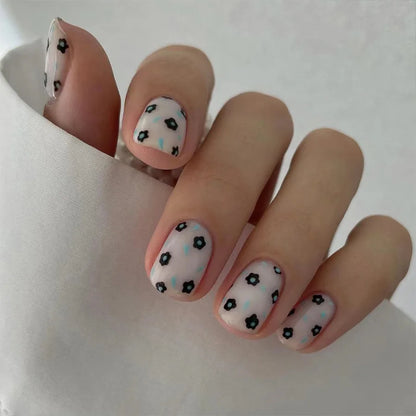 Fairy White Flower Fake Nails Pink French Style Press on Nails Short Square Wearable False Nails for Women Girls DIY Manicure