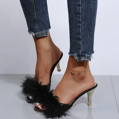 2024 New Pink White Women Sandals Sexy Open Toe Furry Fur Summer High-Heeled Pumps Ladies Metal Buckle Strap Wedding Party Shoes