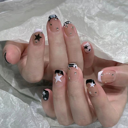 Y2K Black White Star Artificial Fake Nails